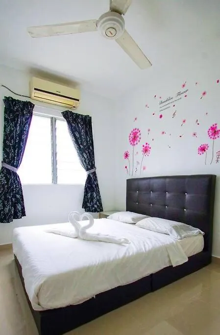 Palm Court Apartment Tanjung Tokong